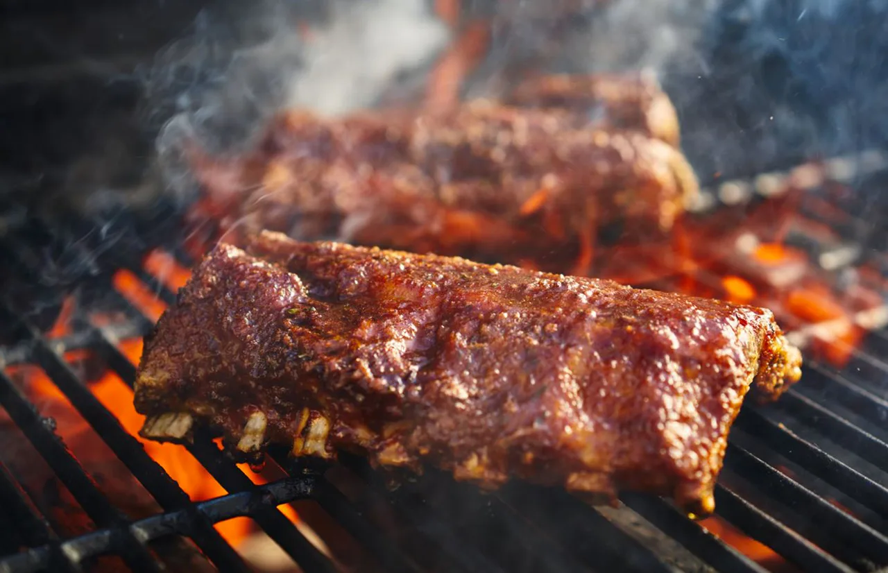 costina di maiale al barbecue